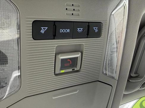 Certified 2022 Toyota RAV4 XLE image 25