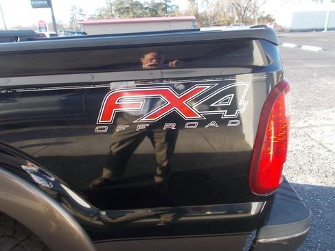 Used 2016 Ford F250 King Ranch w/ King Ranch w/Chrome Package image 7