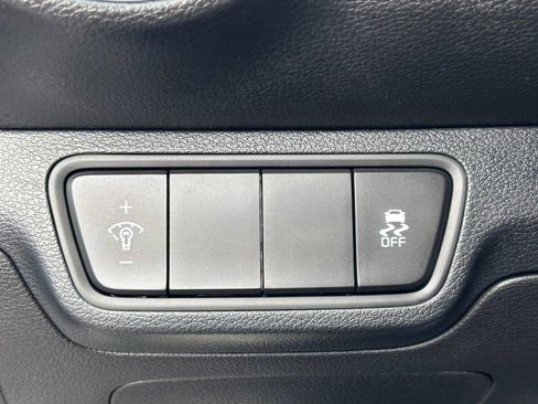 Used 2024 Kia Forte LXS image 16