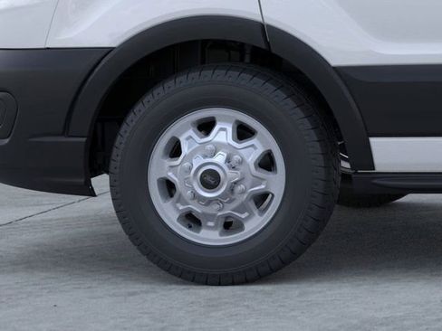 New 2026 Ford Transit 250 148 Medium Roof RWD image 20