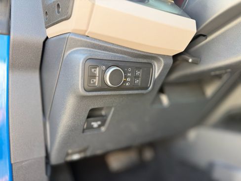 Used 2022 Ford Bronco Wildtrak AWD/4WD image 38