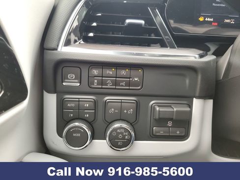 New 2026 Chevrolet Suburban Premier image 22