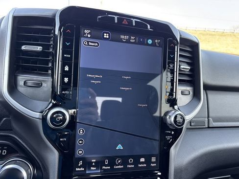 Used 2024 RAM 2500 Big Horn w/ Night Edition image 30