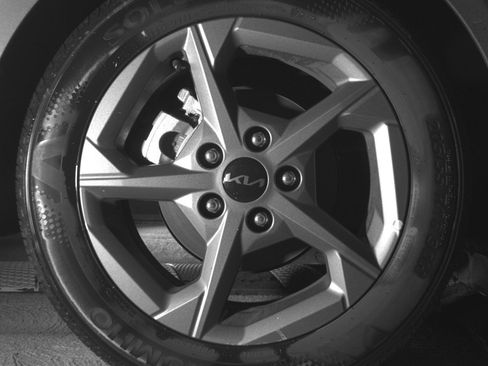 Used 2025 Kia K4 LXS image 15