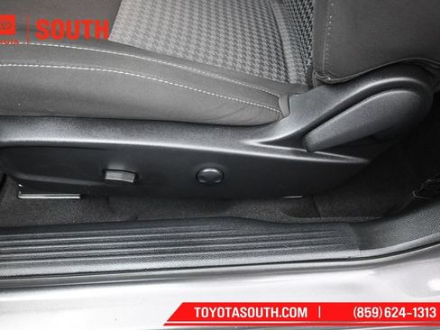 Used 2022 Dodge Challenger GT RWD image 21