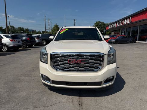 Used 2015 GMC Yukon Denali w/ Premium Package AWD/4WD image 8