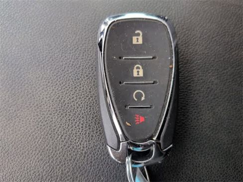 Used 2024 Chevrolet Trax LT image 35