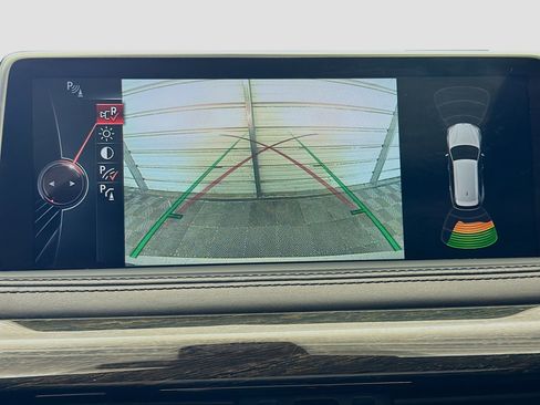 Used 2016 BMW X5 xDrive50i image 17