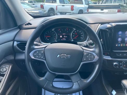 Used 2021 Chevrolet Traverse RS AWD/4WD image 7