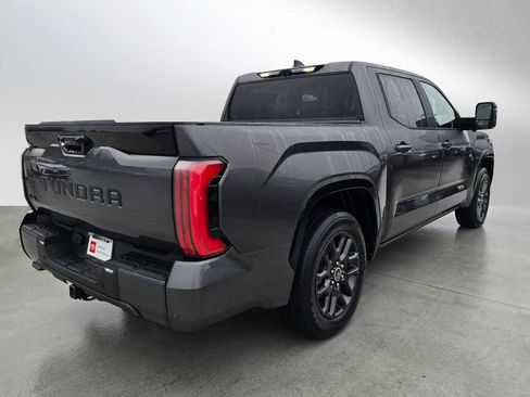 Used 2023 Toyota Tundra Platinum image 3