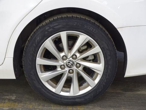 Used 2023 Toyota Camry LE image 40