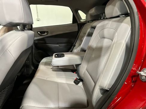 Used 2021 Hyundai Kona Limited AWD/4WD image 24