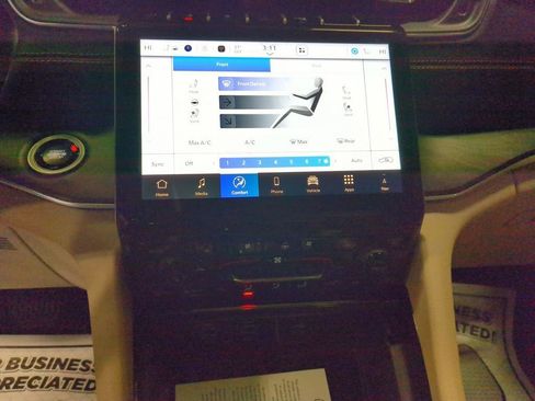 New 2025 Jeep Grand Cherokee L Limited w/ Luxury Tech Group II image 18