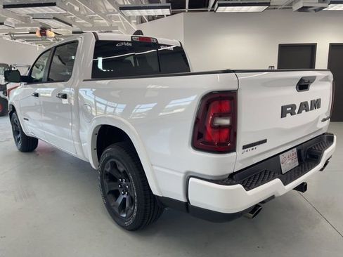 New 2026 RAM 1500 Big Horn AWD/4WD image 7