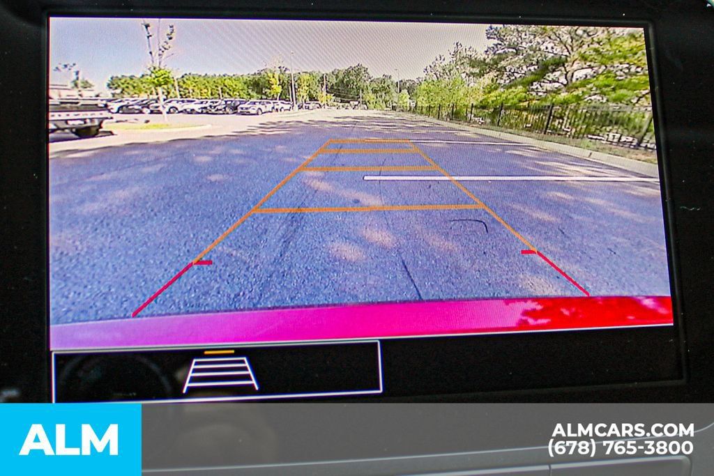 Used 2025 Chevrolet Malibu LT FWD image 31