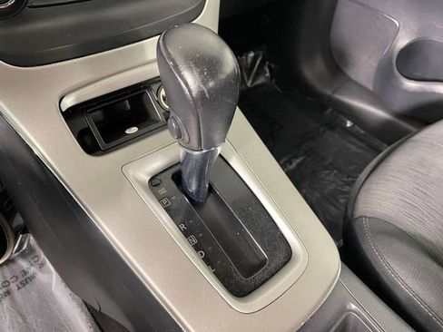 Used 2015 Nissan Sentra SV image 9