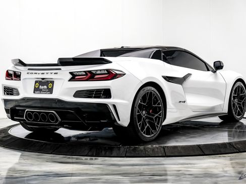 Used 2026 Chevrolet Corvette ZR1 w/ Stealth Interior Trim Package RWD image 22