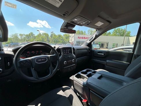 Used 2024 GMC Sierra 1500 Pro w/ Graphite Edition AWD/4WD image 5