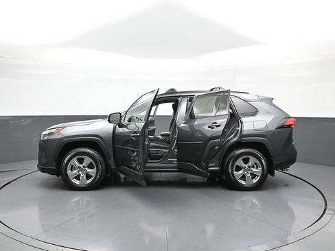 Used 2023 Toyota RAV4 XLE AWD/4WD image 41