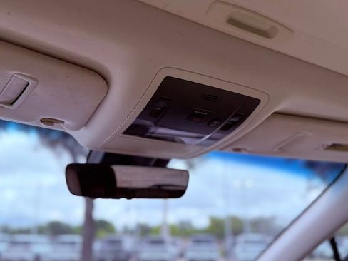 Used 2018 Lexus RX 350L FWD image 16