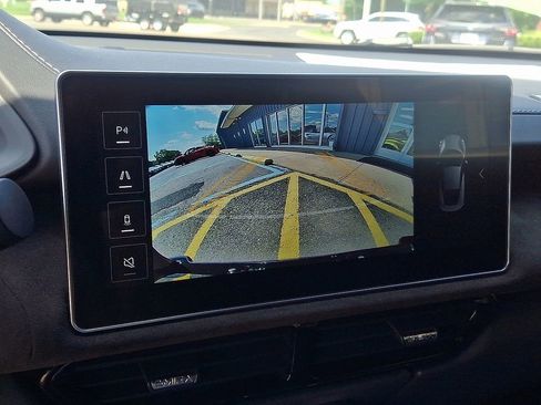 Used 2025 Lotus Emira image 18