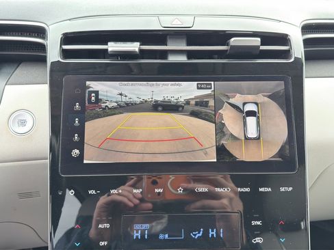 Used 2024 Hyundai Tucson Limited image 19