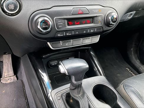 Used 2020 Kia Sorento SX image 33
