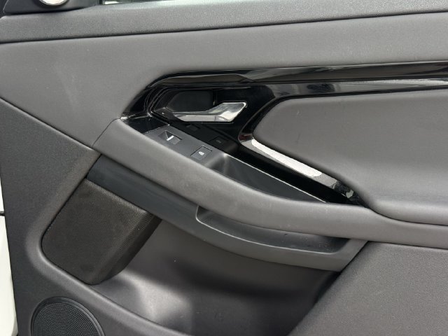 Used 2024 Land Rover Range Rover Evoque S AWD/4WD image 27