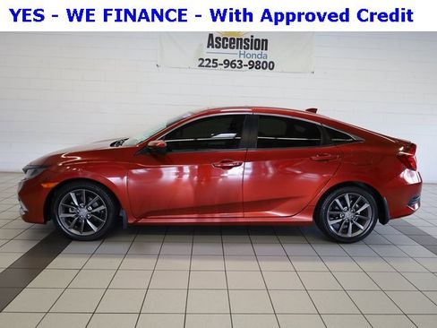 Used 2019 Honda Civic EX image 3