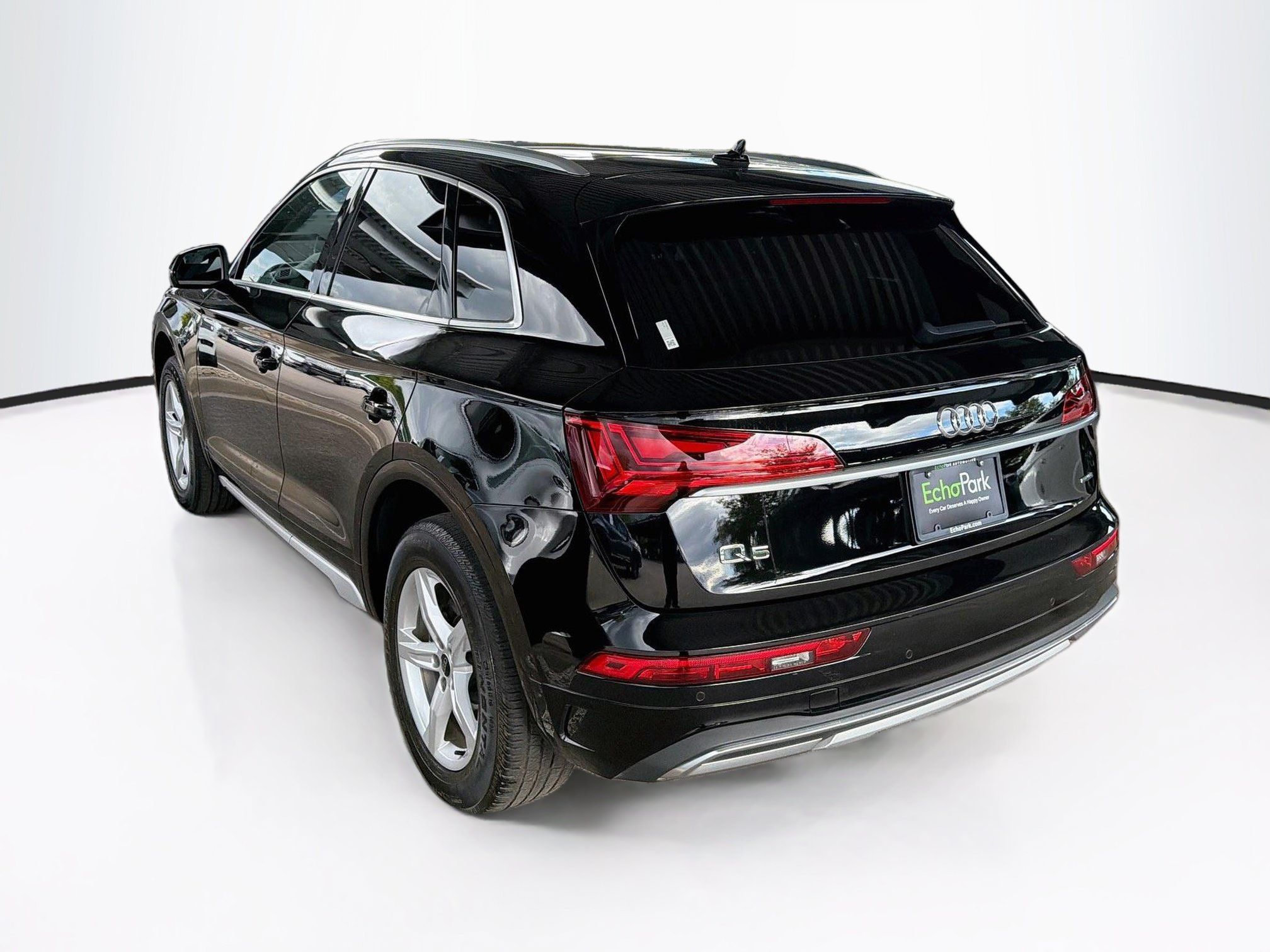 Used 2023 Audi Q5 2.0T Premium w/ Convenience Package AWD/4WD image 5