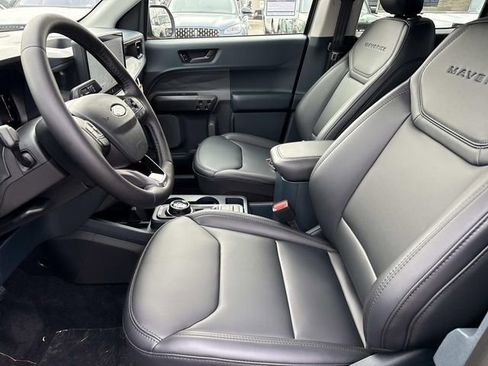 New 2026 Ford Maverick Lariat w/ Black Appearance Package image 19