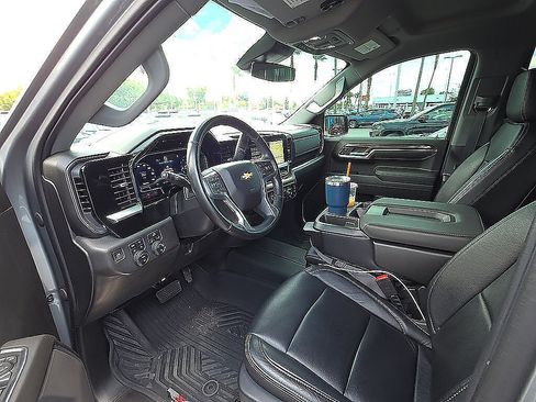 Used 2023 Chevrolet Silverado 1500 LT AWD/4WD image 24