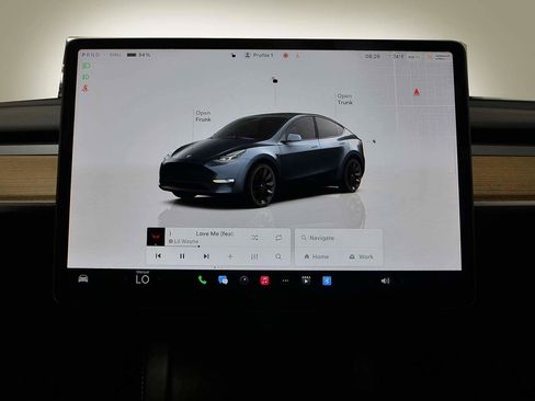 Used 2024 Tesla Model Y Long Range image 15
