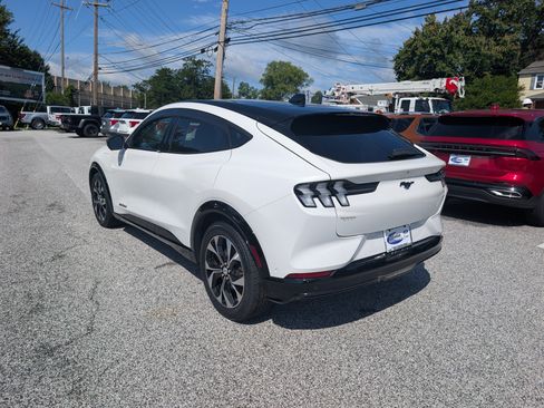 Certified 2023 Ford Mustang Mach-E Premium AWD/4WD image 5