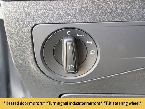 Used 2024 Volkswagen Tiguan S image 9