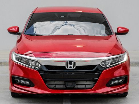 Used 2019 Honda Accord Sport image 15