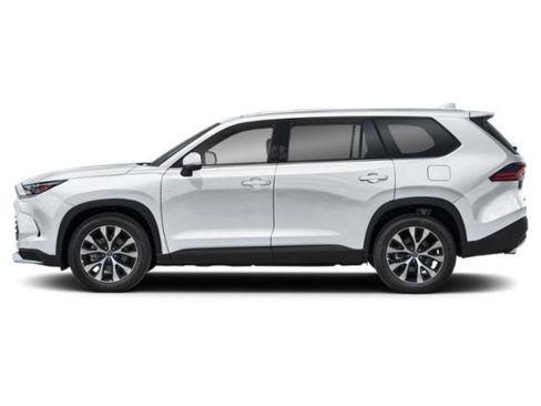 Used 2026 Toyota Grand Highlander Limited image 3