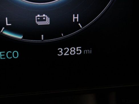 Certified 2025 Hyundai Elantra SEL image 23