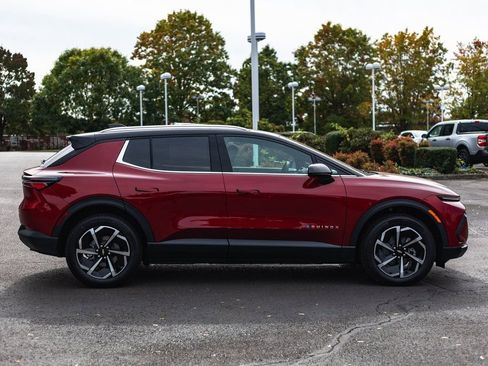 New 2026 Chevrolet Equinox EV LT image 27