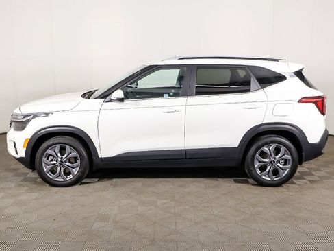 Used 2024 Kia Seltos S AWD/4WD image 17