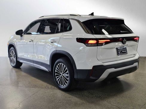 New 2025 Volkswagen Tiguan S image 5