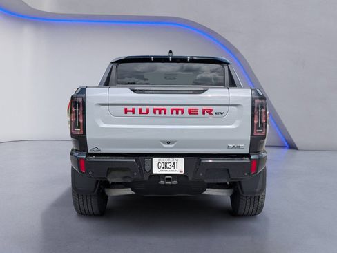 Used 2025 GMC Hummer EV 2X w/ LPO, Sport Package AWD/4WD image 7
