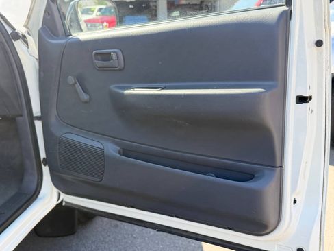 Used 1996 Toyota T100 2WD Regular Cab image 78