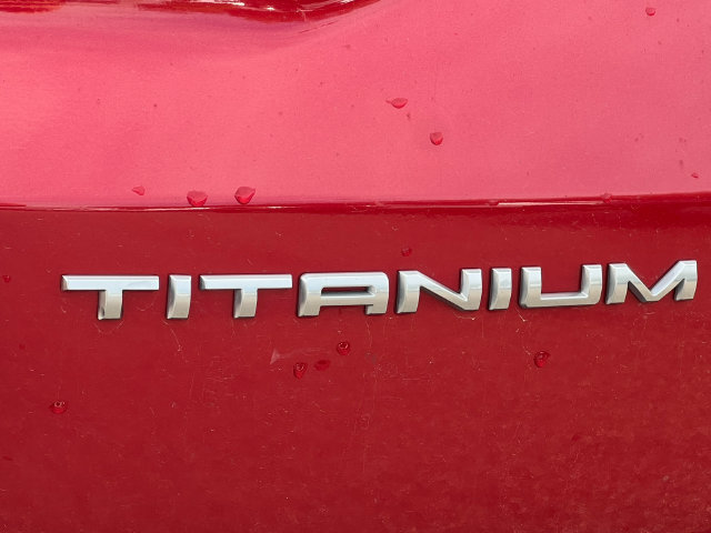 Used 2022 Ford Escape Titanium AWD/4WD image 9
