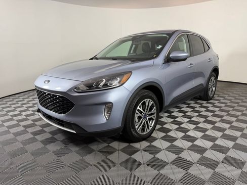 Used 2022 Ford Escape SEL w/ Technology Package AWD/4WD image 7