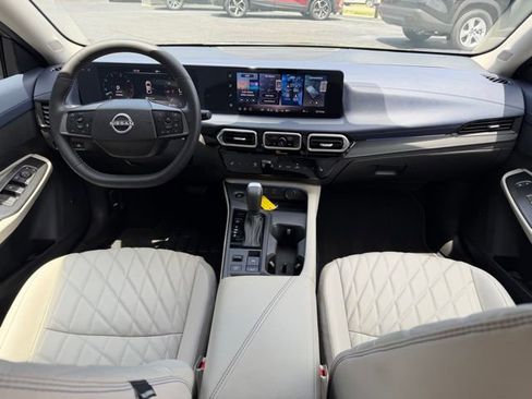 Used 2026 Nissan Sentra SL w/ Floor Mat Package FWD image 6