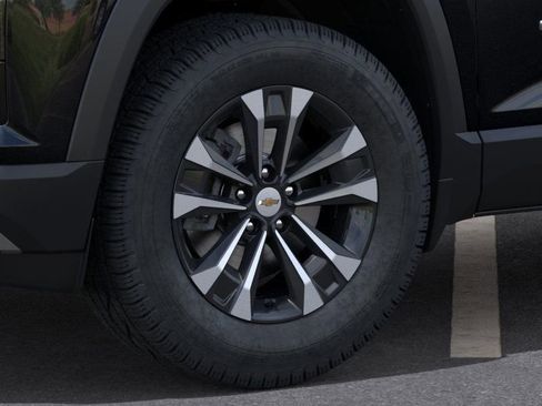 New 2026 Chevrolet Equinox LT w/ Convenience Package II image 9