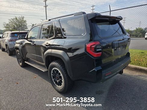 Used 2025 Toyota 4Runner TRD Off-Road AWD/4WD image 9