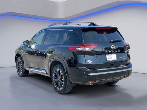 Used 2025 Nissan Rogue Platinum AWD/4WD image 3
