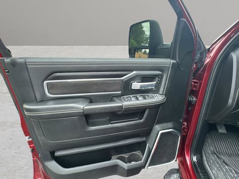 Used 2024 RAM 3500 Laramie w/ Night Edition AWD/4WD image 17